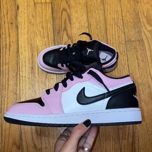 Air Jordan 1 low